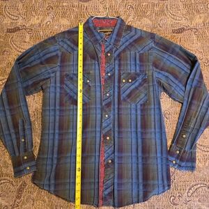 Wrangler Men's Blue Plaid Shirt